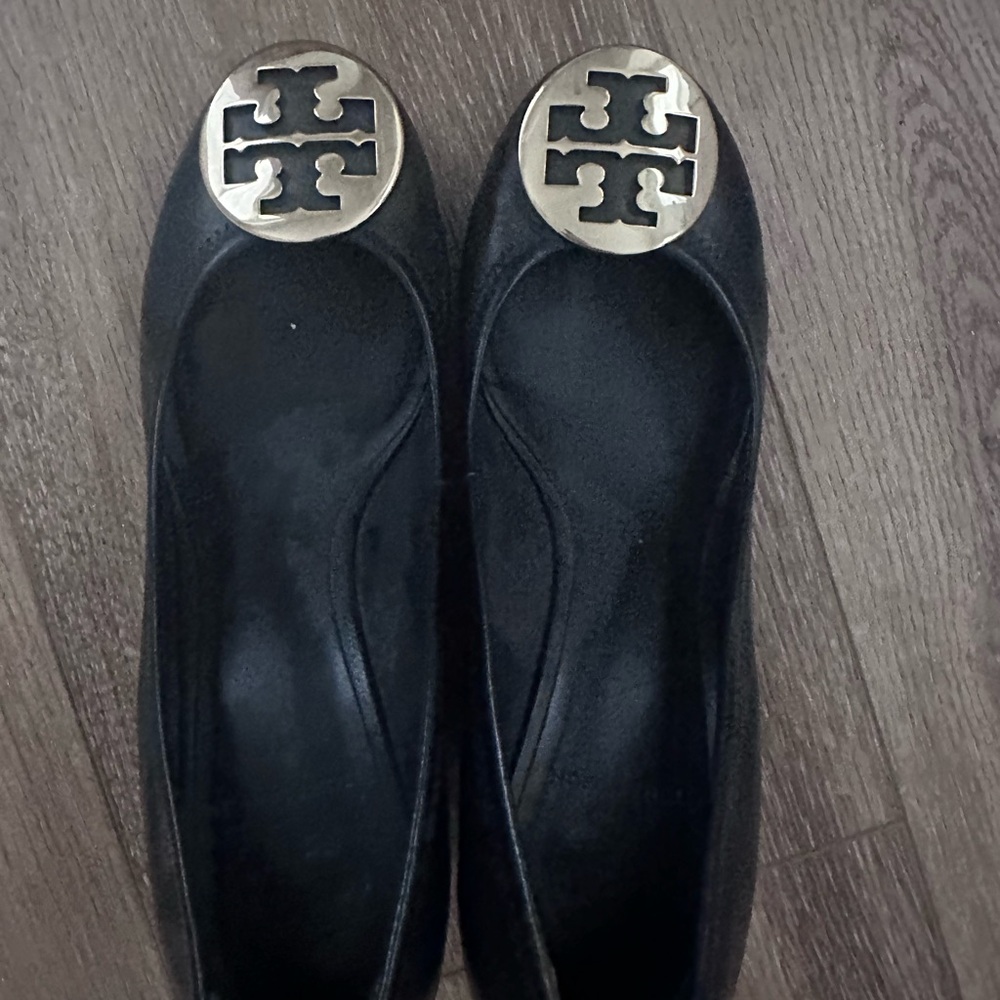 Tory Burch Black wedges with Gold Logo